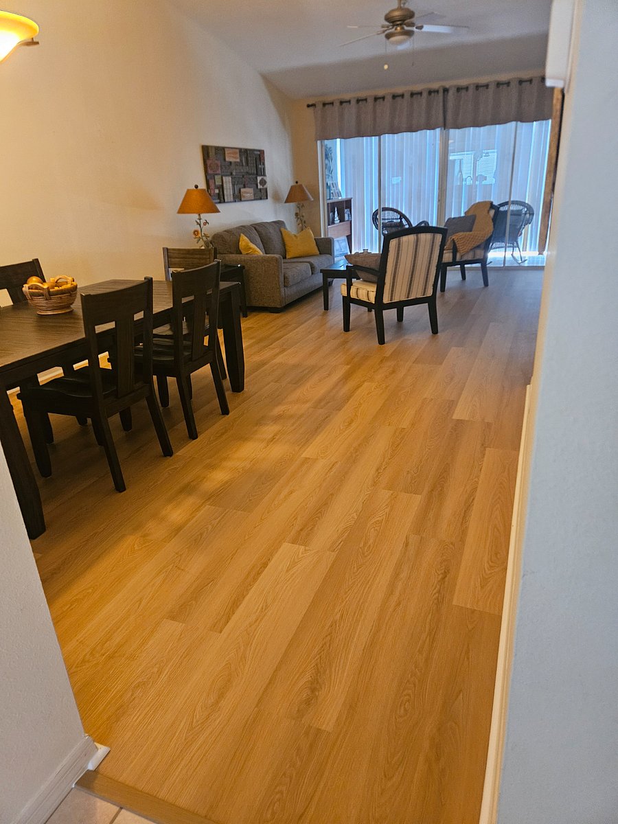 Dining and leaving room 