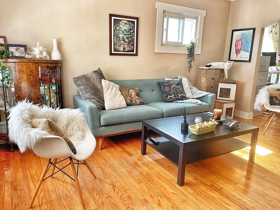 The living room is comfortably furnished and welcoming.