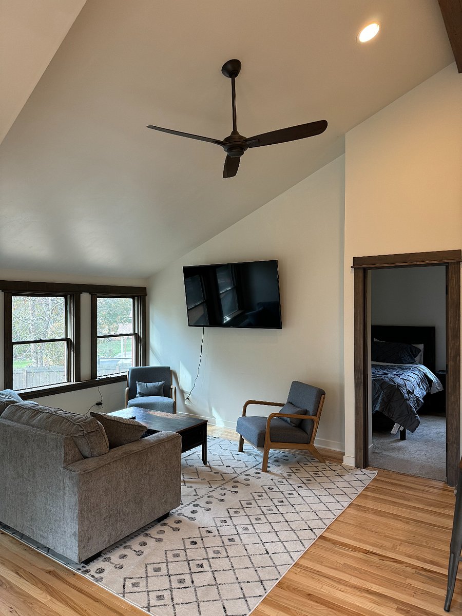 Furnished Finder property 622000_1 photo 4