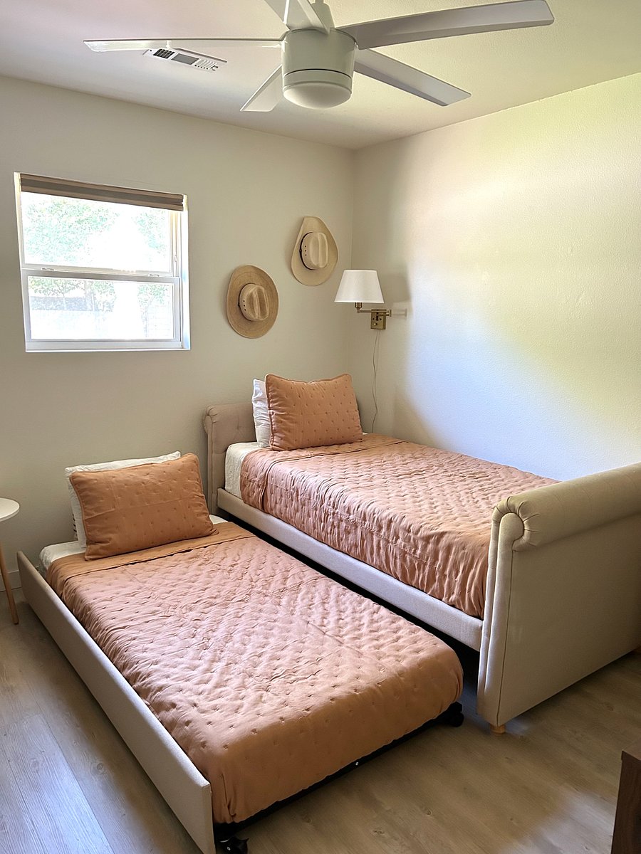 Furnished Finder property 622046_1 photo 3