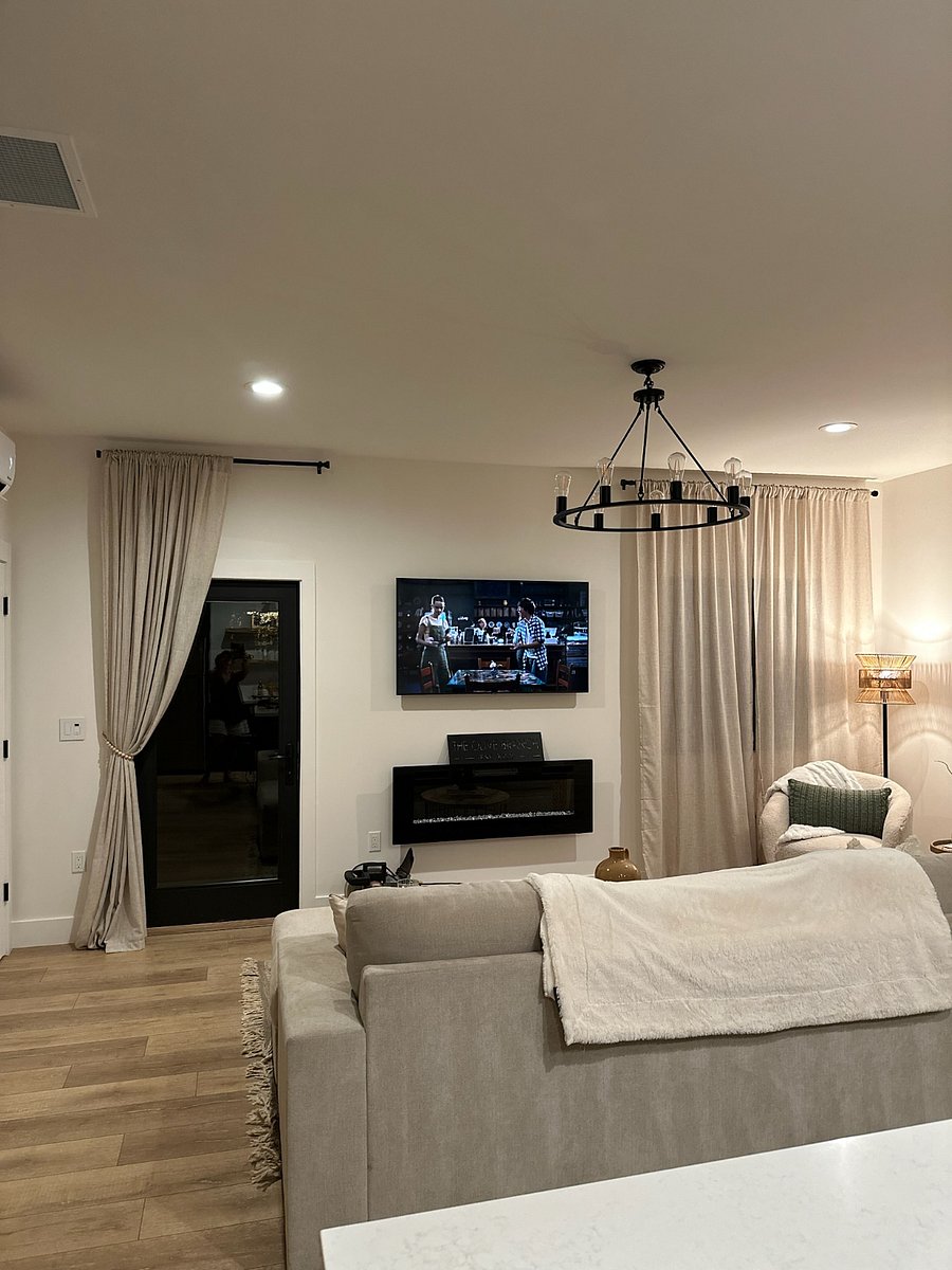 Furnished Finder property 622115_1 photo 4