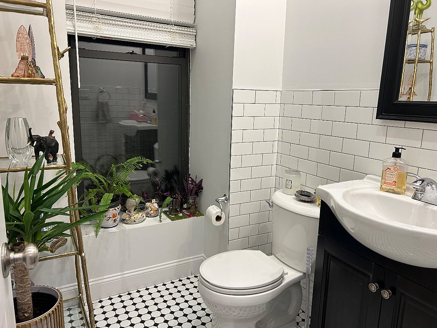 powder room