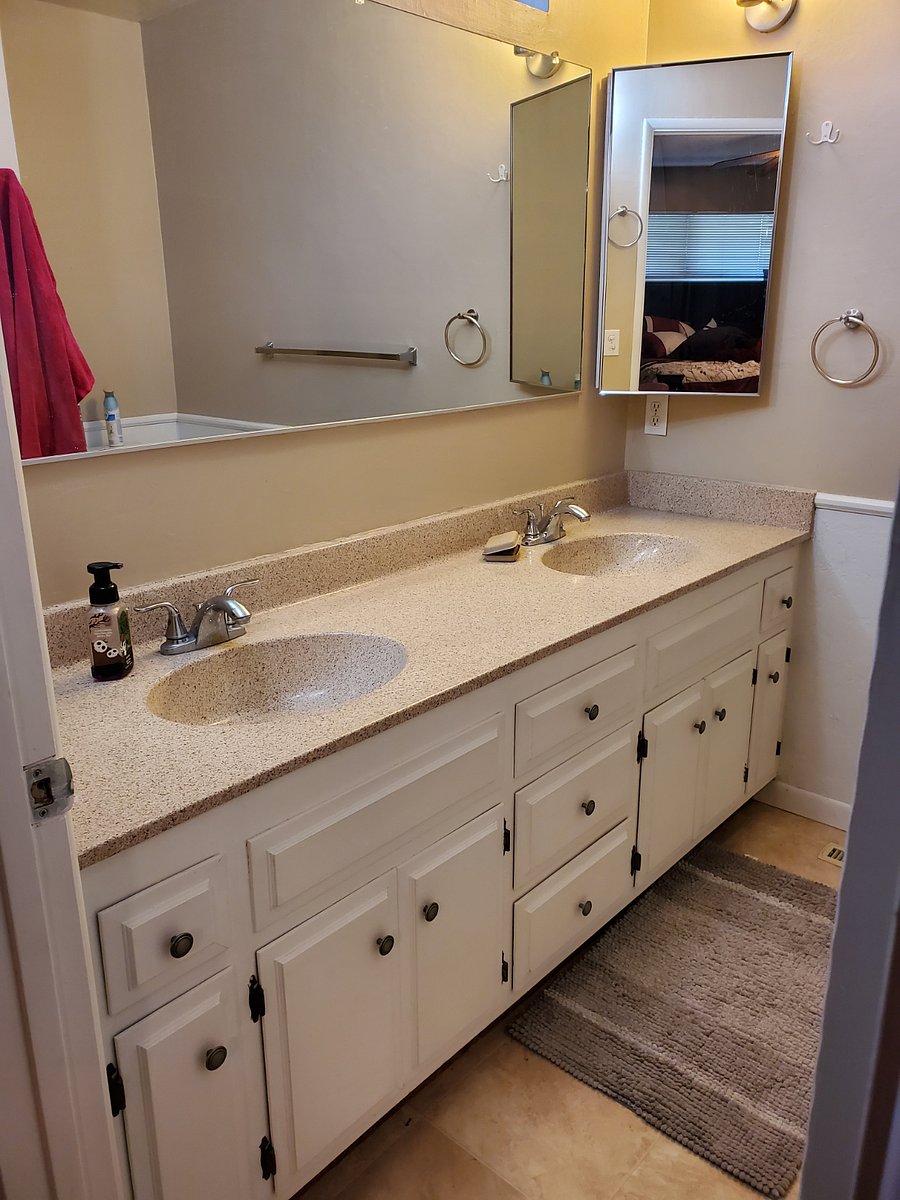 Double vanity in the master bedroom