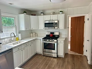Furnished Finder property 622504_1 photo 3