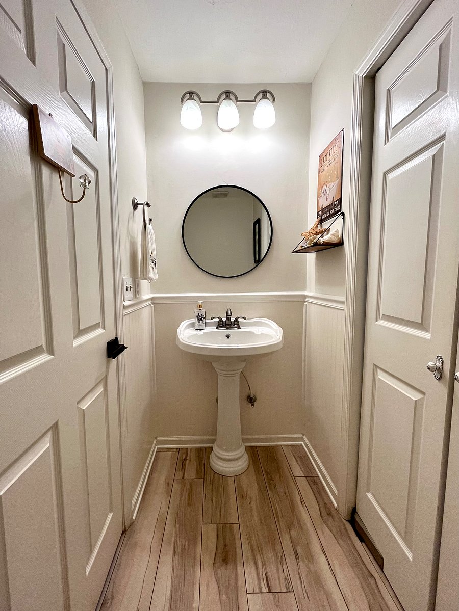 Powder room