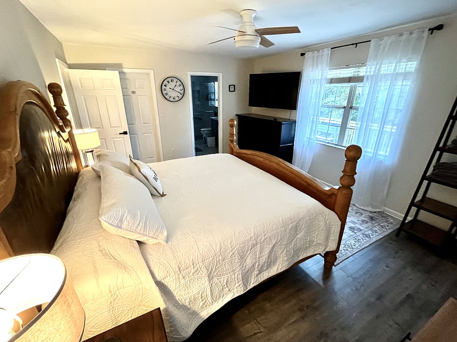 Master bedroom
