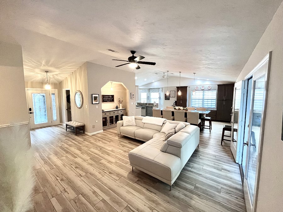 Open concept floorpan