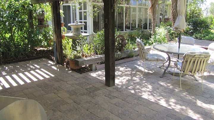 Furnished Finder property 622601_1 photo 16