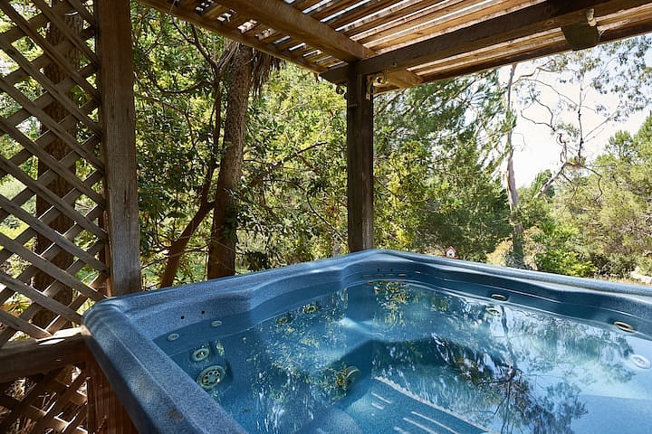 Furnished Finder property 622601_1 photo 17