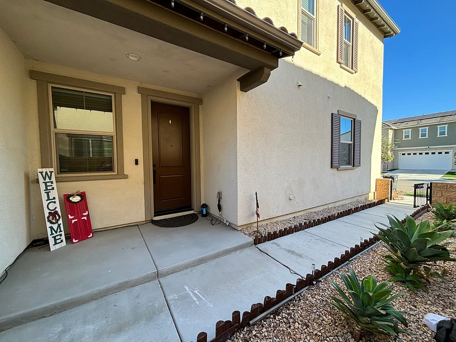 Private entrance to the unit
