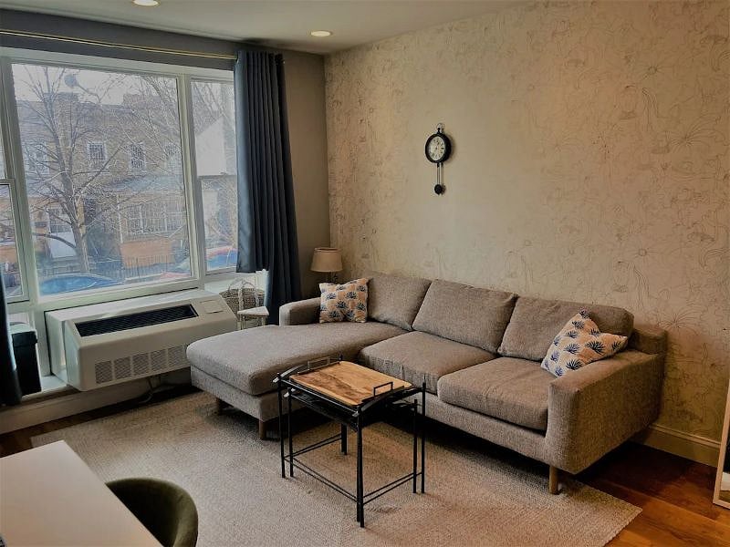 Furnished Finder property 622838_1 photo 3