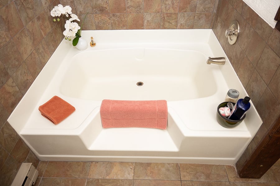 Oversized soaking tub