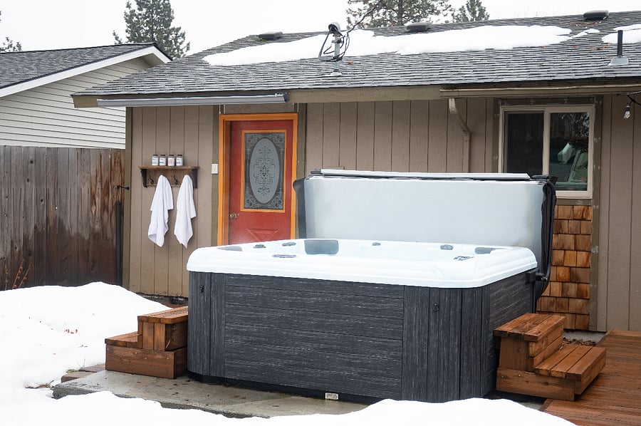 New full sized hot tub