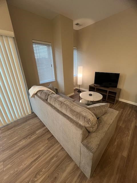 Furnished Finder property 622897_1 photo 4
