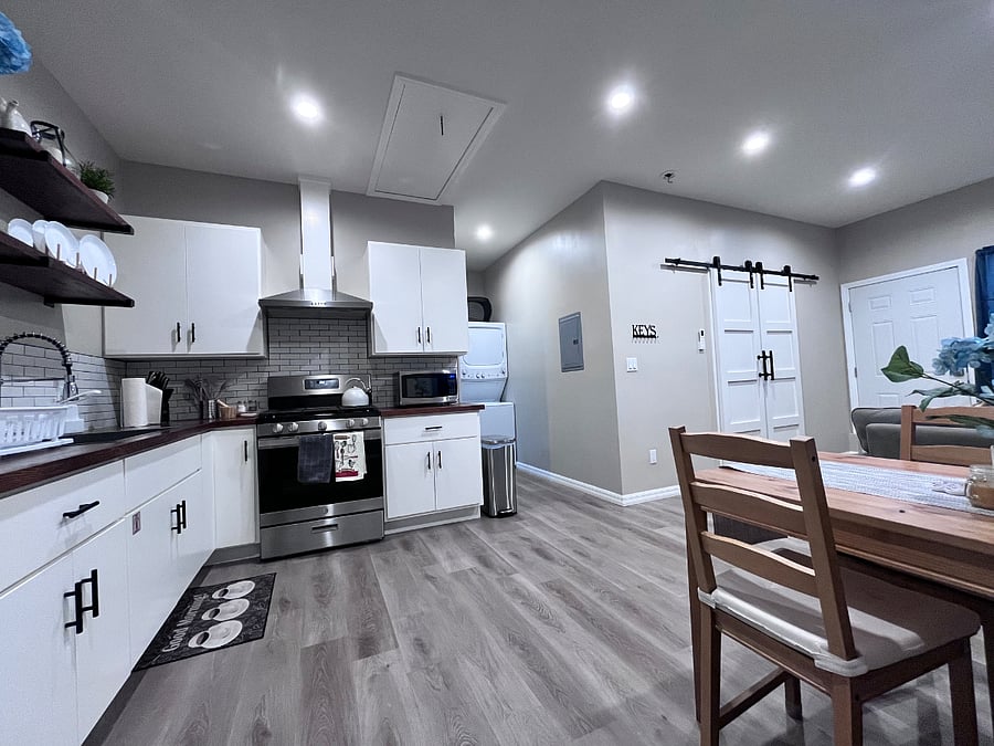 Furnished Finder property 622934_1 photo 15