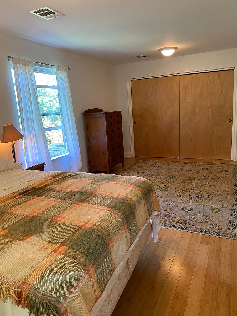 Bedroom #1