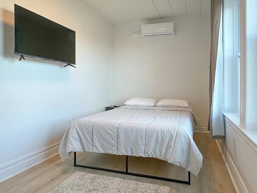 Bedroom #1