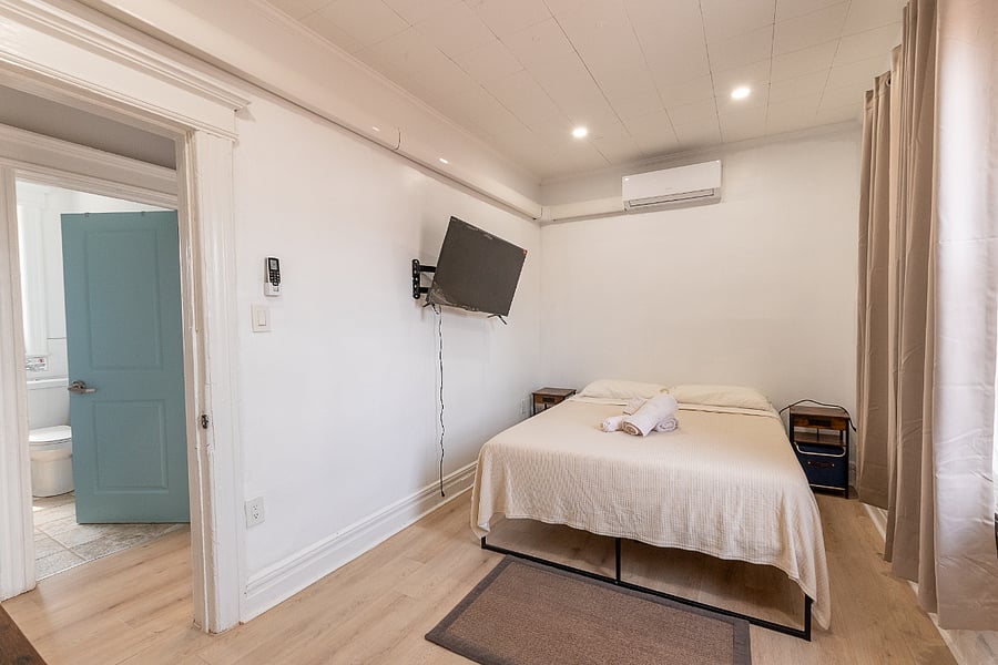 Bedroom #1