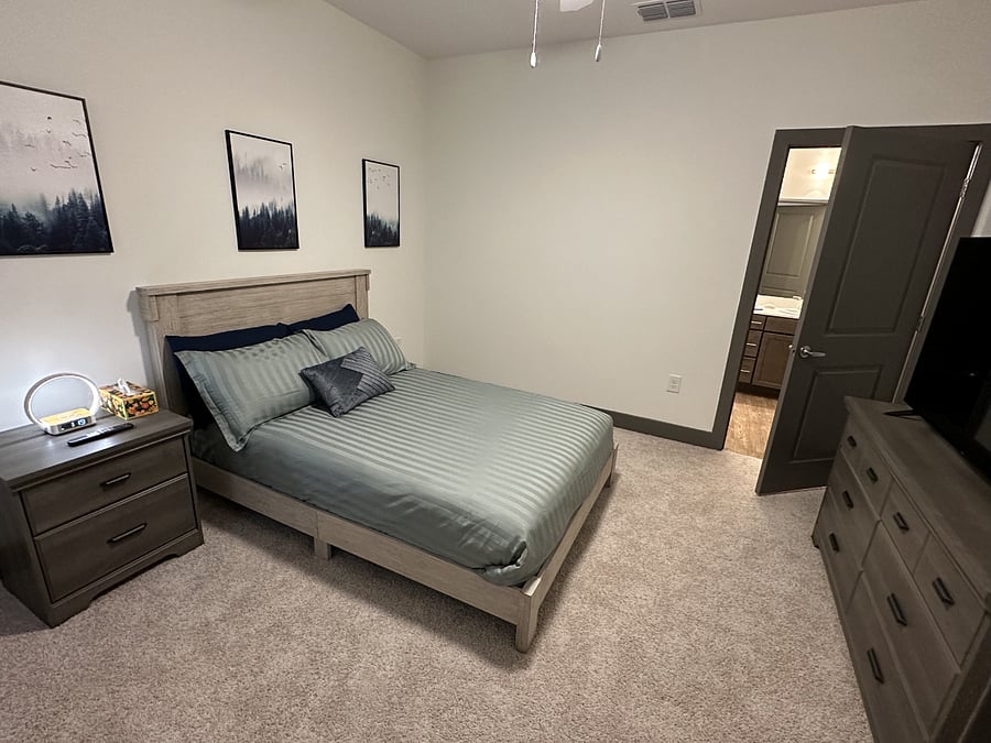 Furnished Finder property 623172_2 photo 12