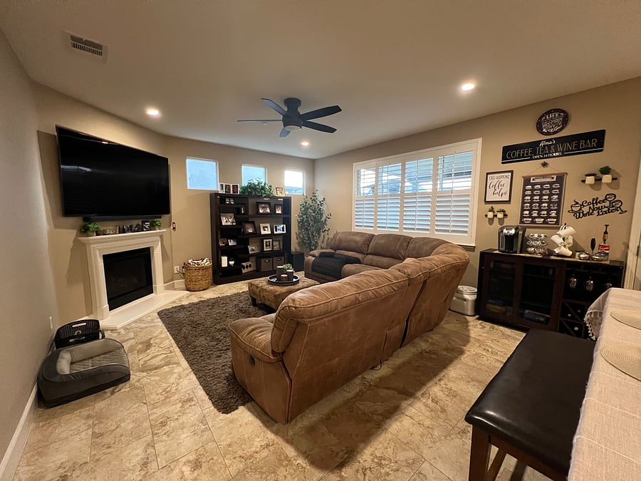 Shared Livingroom