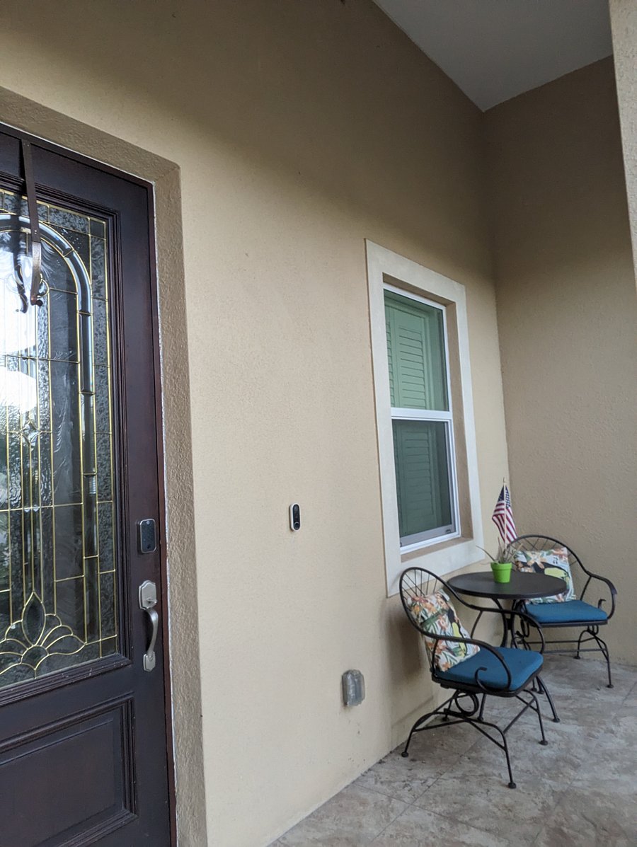 Screened in front porch