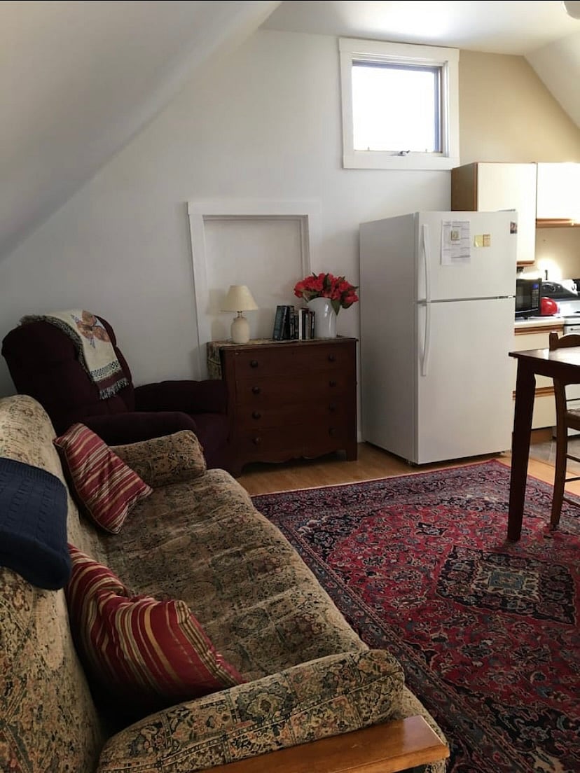 Futon couch, queen bed.E