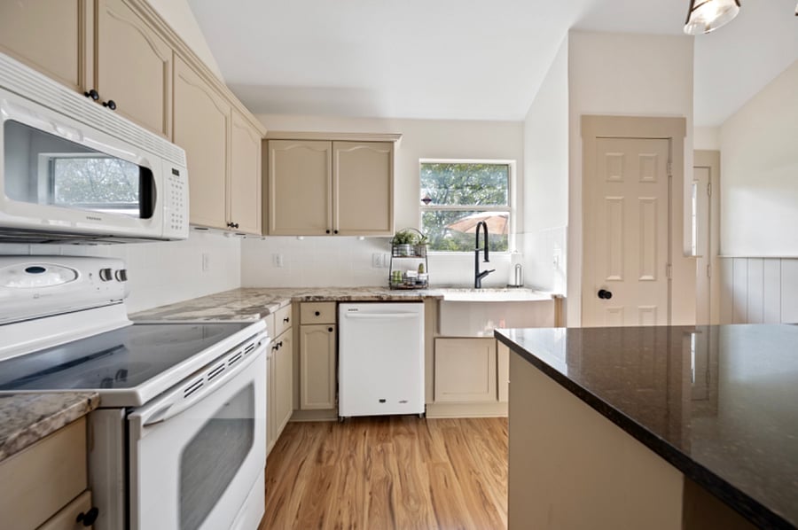 Furnished Finder property 623433_1 photo 6