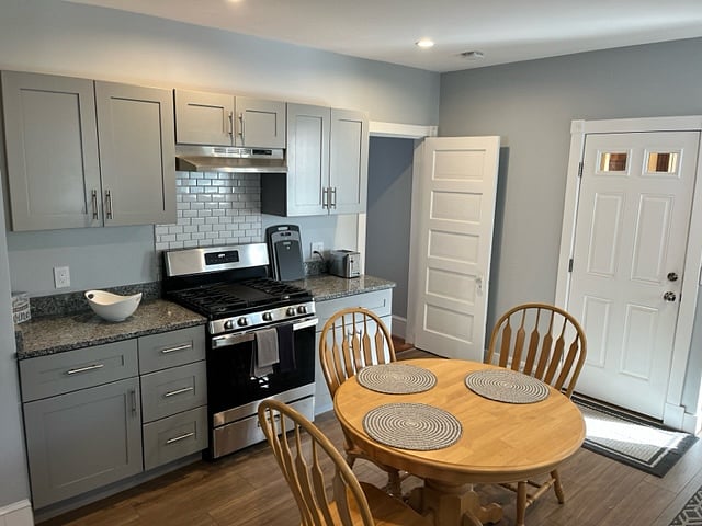 Furnished Finder property 623496_1 photo 3