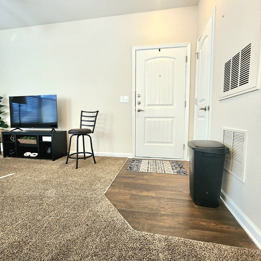 Furnished Finder property 623567_1 photo 17