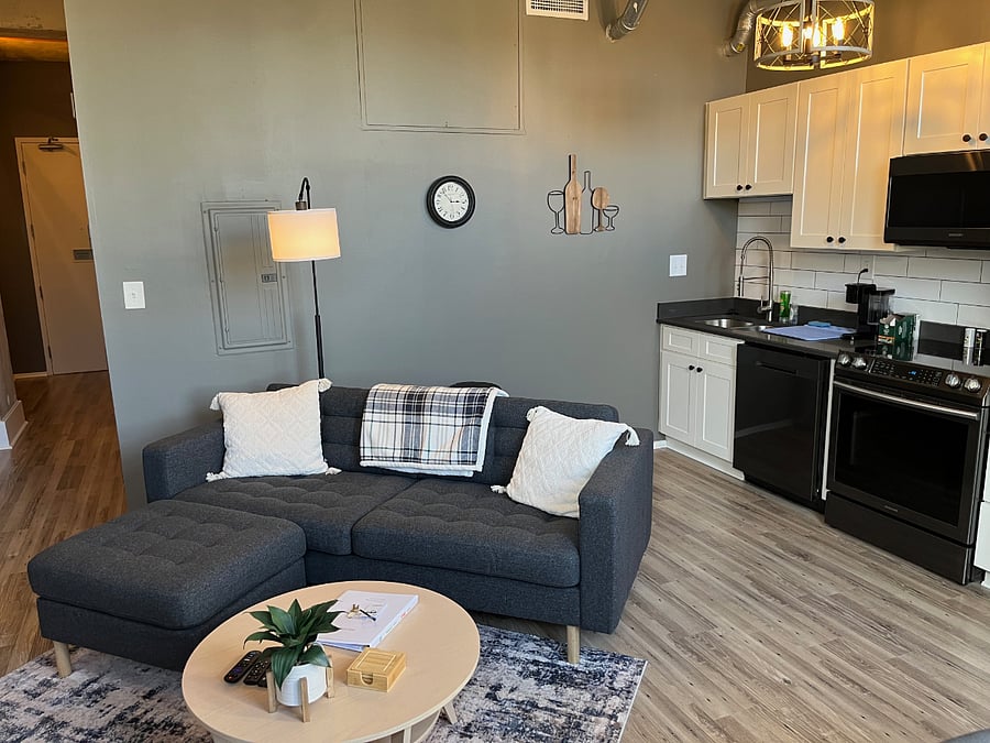 Furnished Finder property 623615_3 photo 14