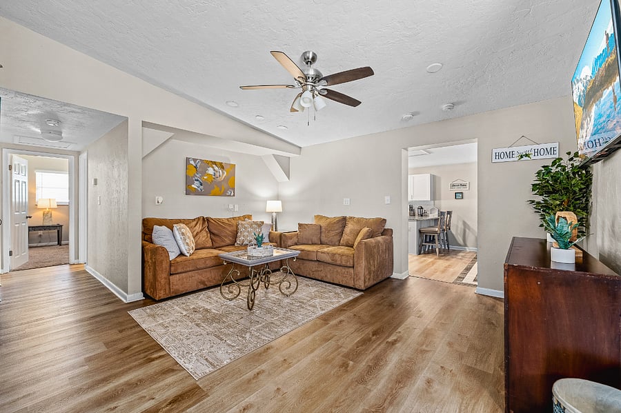 Furnished Finder property 623619_1 photo 38