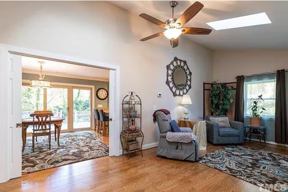 Furnished Finder property 623744_1 photo 4