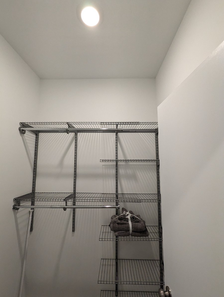 Ample closet space. Towels/linen provided.