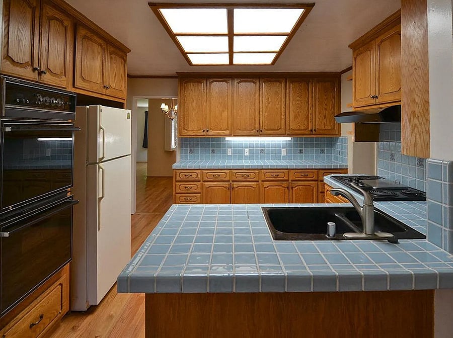 Kitchen View2