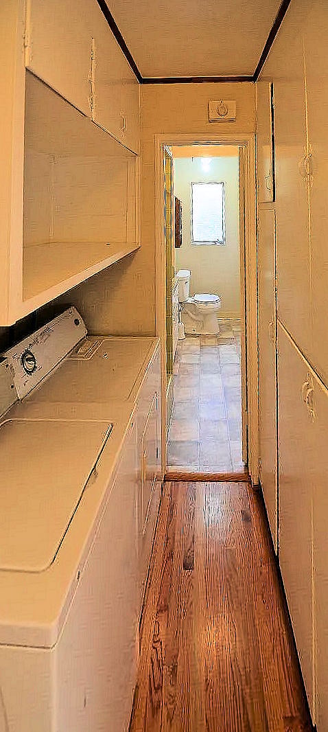 Laundry & Bathroom 2