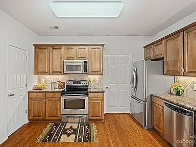 Furnished Finder property 623873_1 photo 5