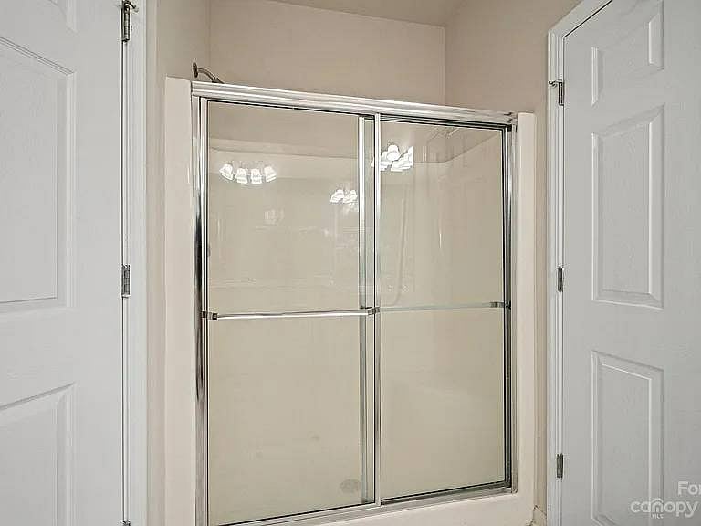 Furnished Finder property 623873_1 photo 13