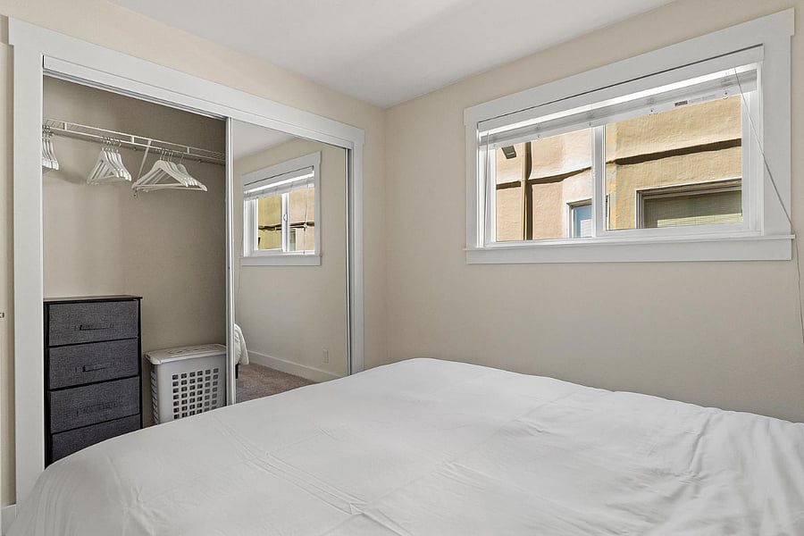 Furnished Finder property 623884_1 photo 11