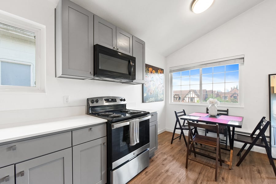 Furnished Finder property 623884_2 photo 10