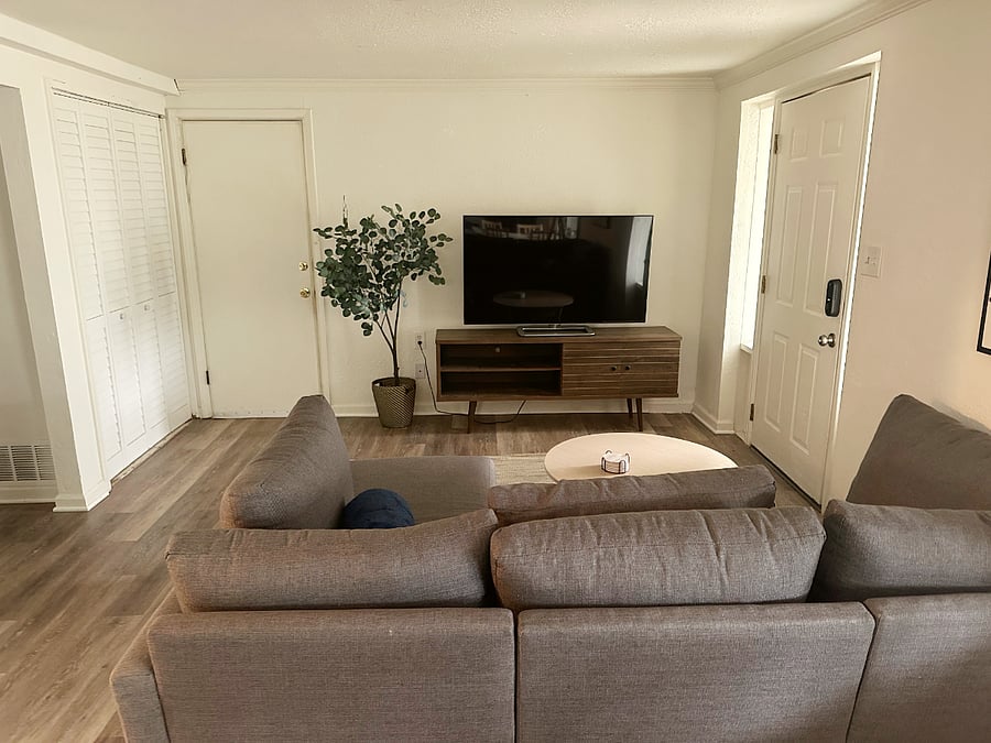 Furnished Finder property 623954_1 photo 30