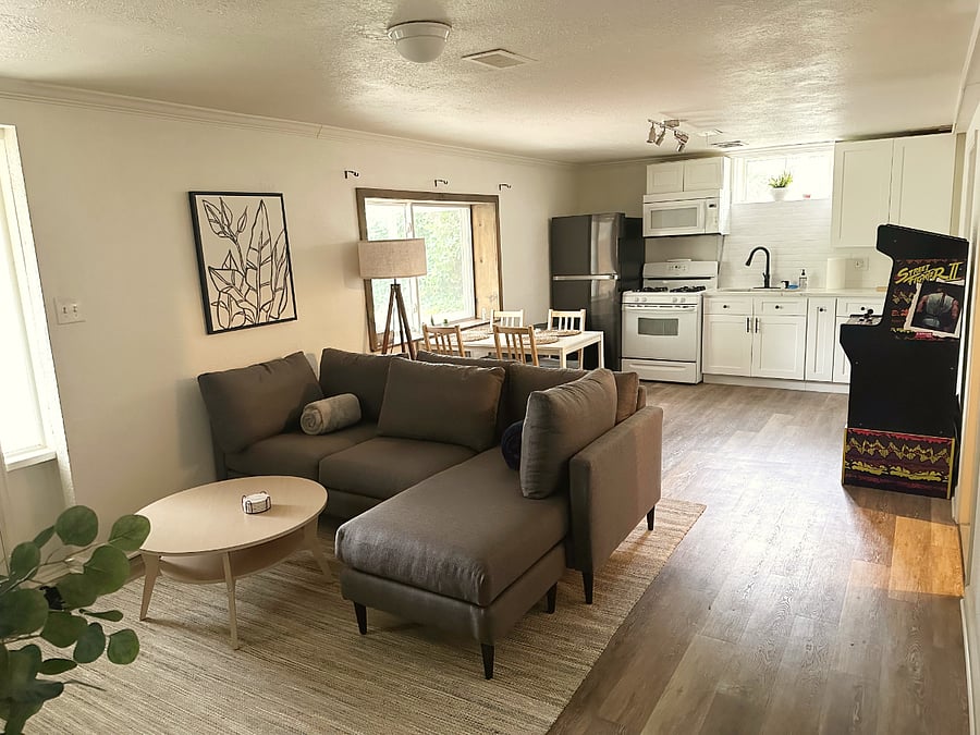 Furnished Finder property 623954_1 photo 28
