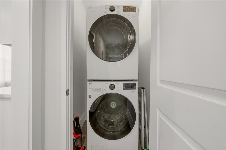 Furnished Finder property 623982_1 photo 27