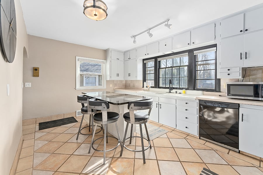Furnished Finder property 623997_1 photo 3