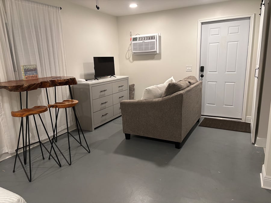 Furnished Finder property 624015_1 photo 16
