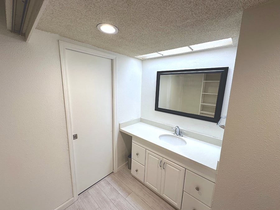 Furnished Finder property 624066_1 photo 25