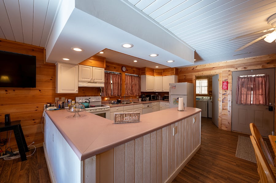 Furnished Finder property 624228_1 photo 17
