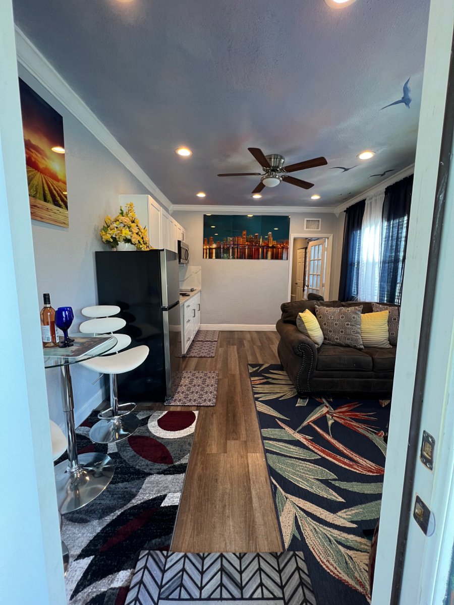 Furnished Finder property 624234_1 photo 37