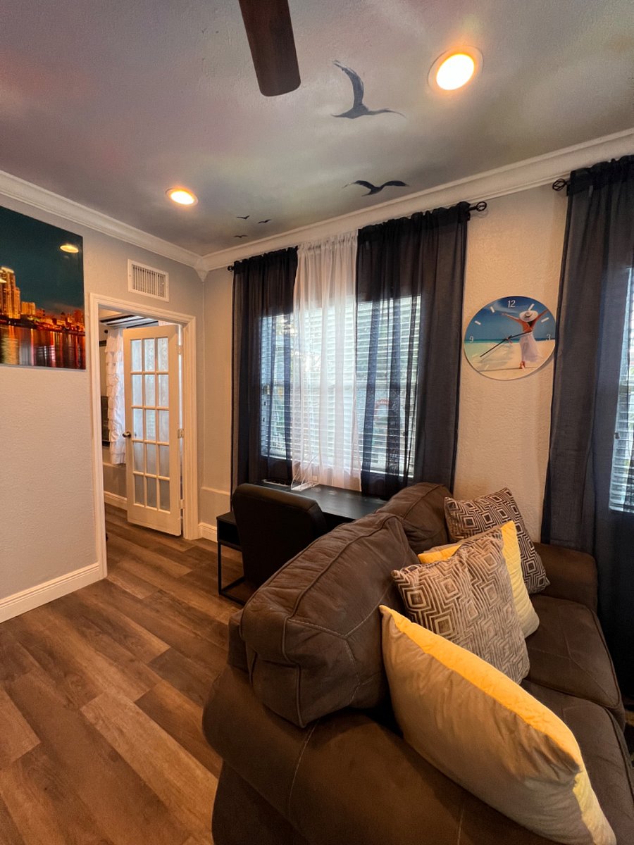 Furnished Finder property 624234_1 photo 38