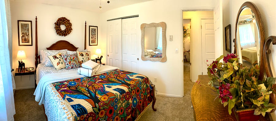 Beautiful decor and large closet in the South American room.