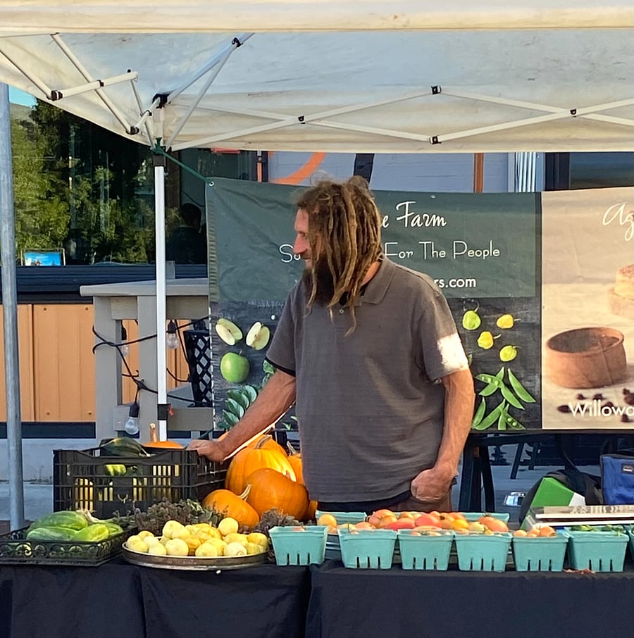 Thursday Farmer's Market May-October